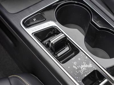 Bestune B70 Details (7)