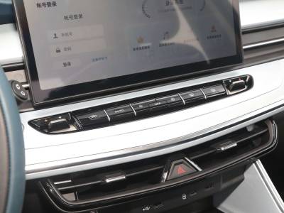 Geely Jiaji Details (8)