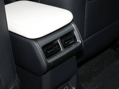 iCAR 03T Details (13)