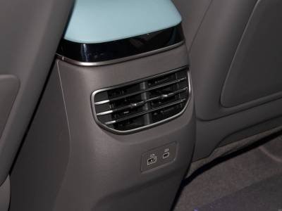 Hongqi Tiangong 08 Details (6)