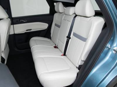 Venucia VX6 Details (10)