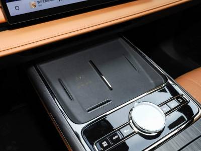 Geely Starshine 8 Details (12)