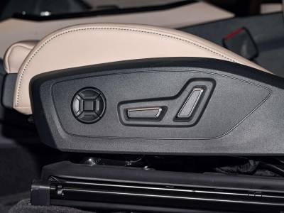 Audi Q6L e-tron Details (12)