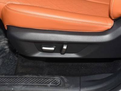 Wuling Starlight S PHEV Details (12)
