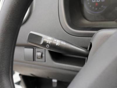 Kaicheng Changan Ruixing EM60 Details (6)