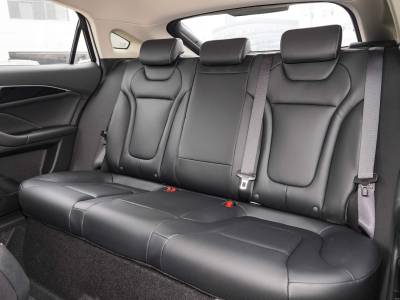 Bestune B70 Details (3)