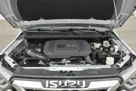 ISUZU T30 Details (4)