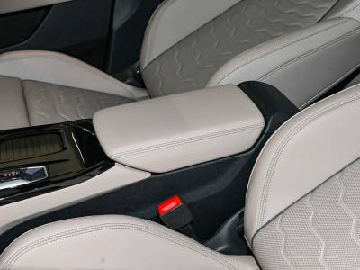 Audi Q6L e-tron Details (1)