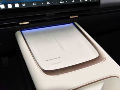 Nissan N6 Details (1)