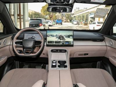 Chery Fulwin T8 Details (64)