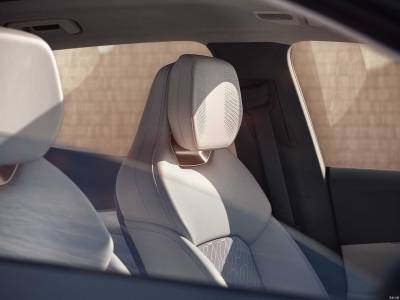 LYNK&CO 08 EM-P Details (14)