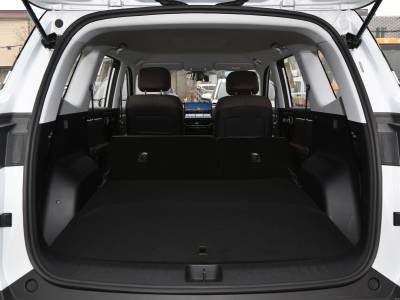 Wuling Starlight 560 EV Details (12)