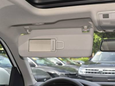 Volkswagen T-cross Details (1)