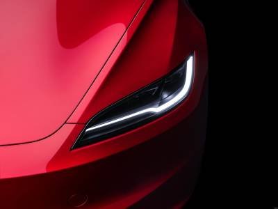 Tesla Model 3 (15)