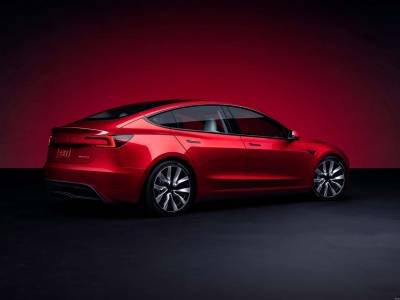 Tesla Model 3 (17)