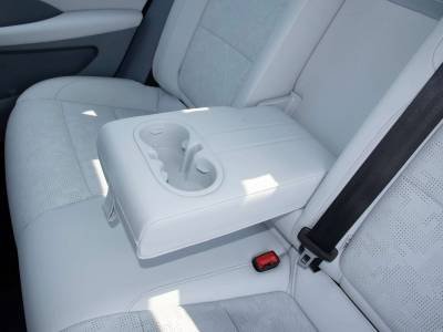 ROEWE D6 Details (3)