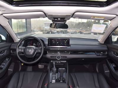 Honda Inspire Details (7)