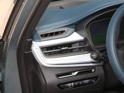 Geely Jiaji Details (13)