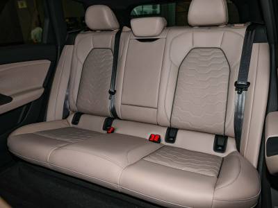 Audi Q6L e-tron Details (10)