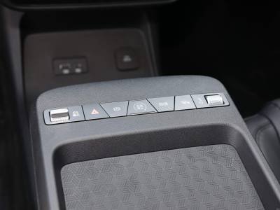 BYD E7 Details (10)