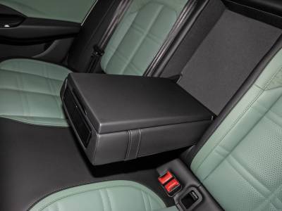 Hongqi EH7 Details (11)