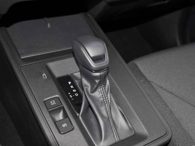 Toyota Frontlander Details (11)