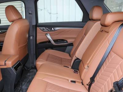 Changan CS95 Details (3)