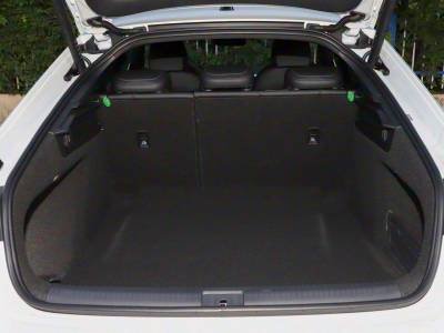 Volkswagen CC Details (4)