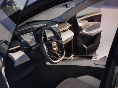 LYNK&CO 08 EM-P Details (11)