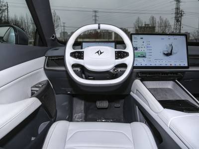 Dongfeng eπ007 Auto Details (4)