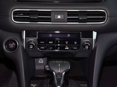 Honda UR-V Details (2)