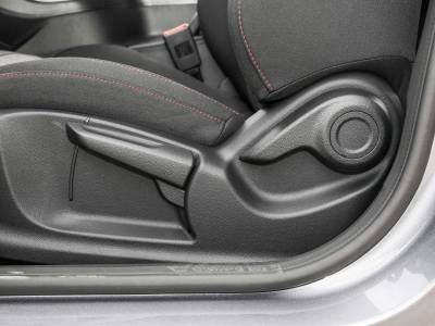 تفاصيل ROEWE i5 (13)