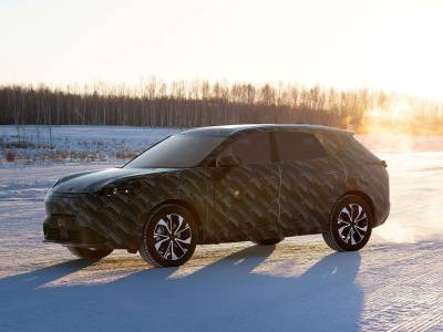 LYNK&CO 08 EM-P Details (2)