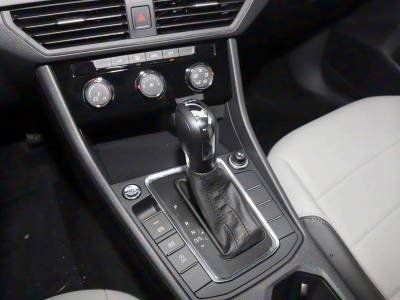 Volkswagen Bora Details (3)