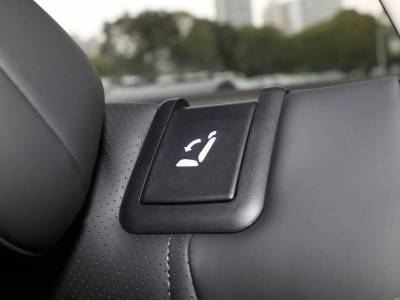 Chery Fengyun A8L Details (9)