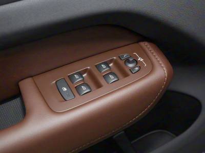 Volvo XC60 PHEV Details (12)