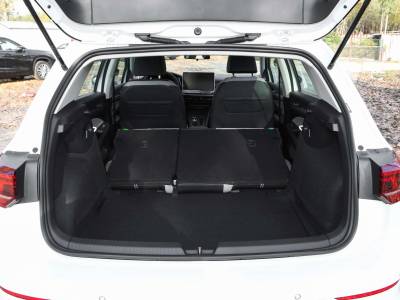 Volkswagen Golf Details (11)