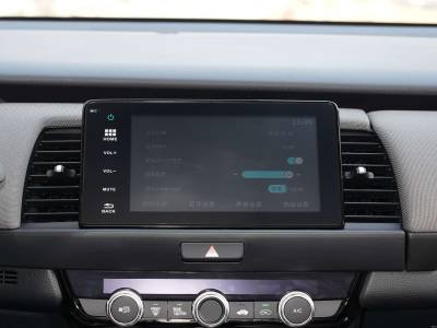 Honda LIFE Details (4)