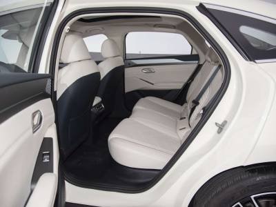 BYD Qin L EV Details (11)
