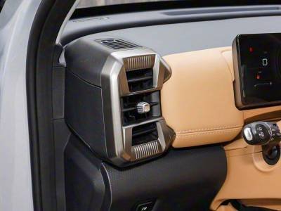 Wuling Starlight 560 PHEV Details (13)