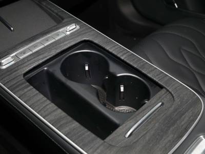Chery Fengyun A8L Details (5)