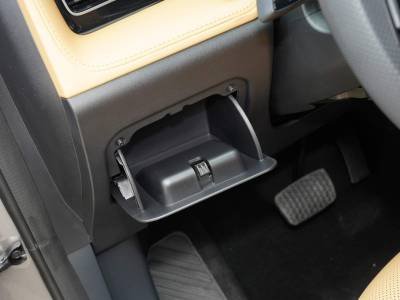 ROEWE RX5 Details (4)