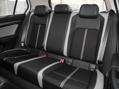 Volkswagen Golf Details (7)