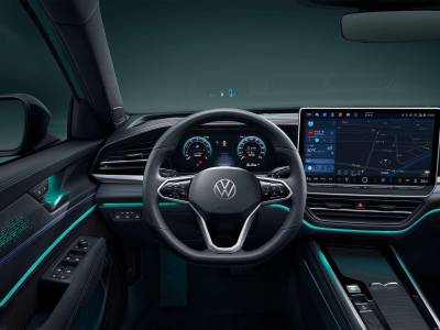VW Passat Details (14)