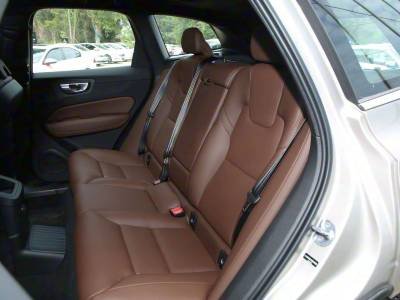 Volvo XC60 PHEV Details (2)